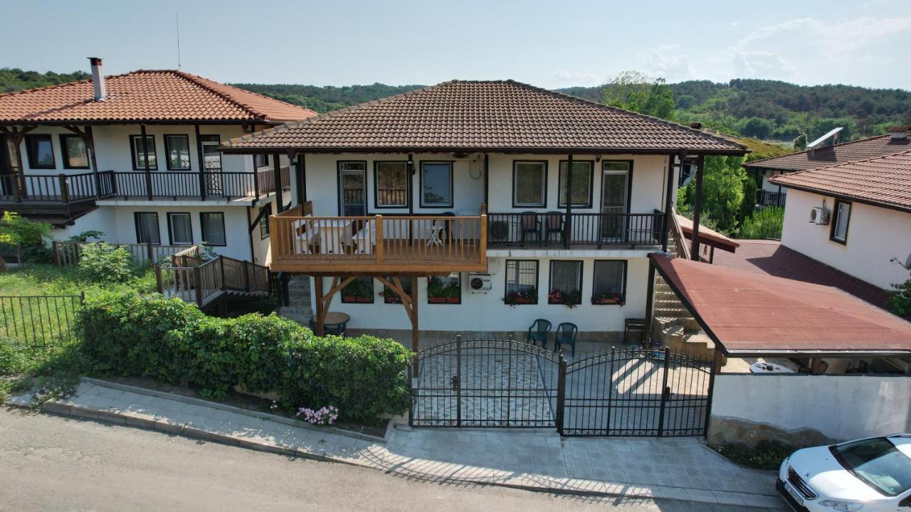 Apartment Nikol Sozopol Exterior foto